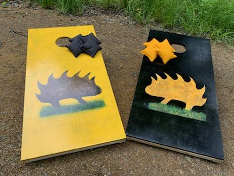 You are currently viewing Porcupine Cornhole Set